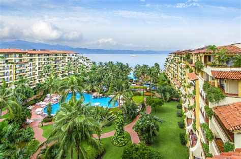 Puerto Vallarta Getaway .